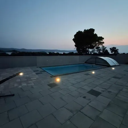Dj Guest house *